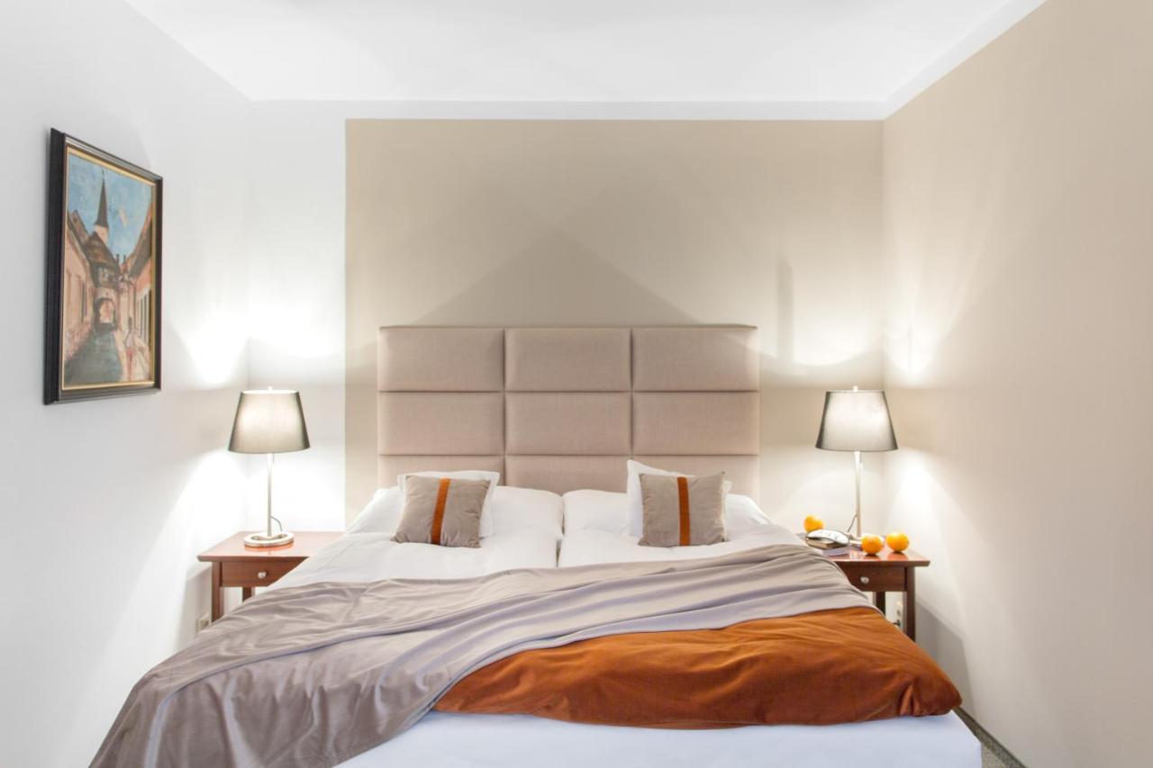 Boutique Bristol Hotel 4*