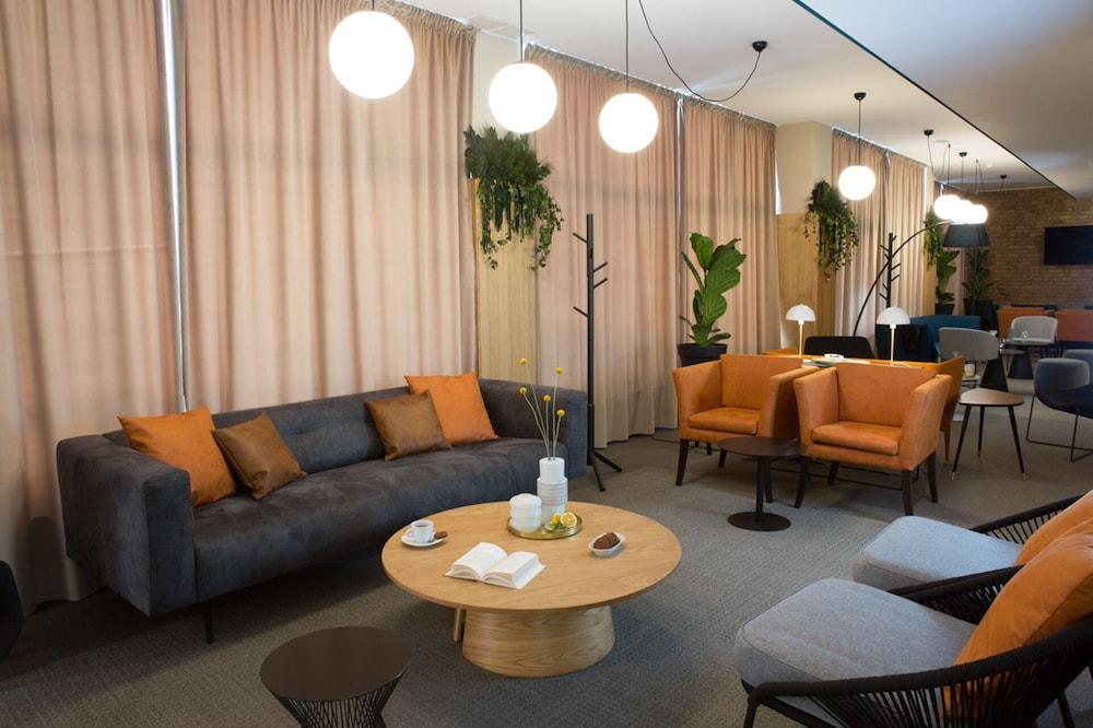 Boutique Bristol Hotel 4*