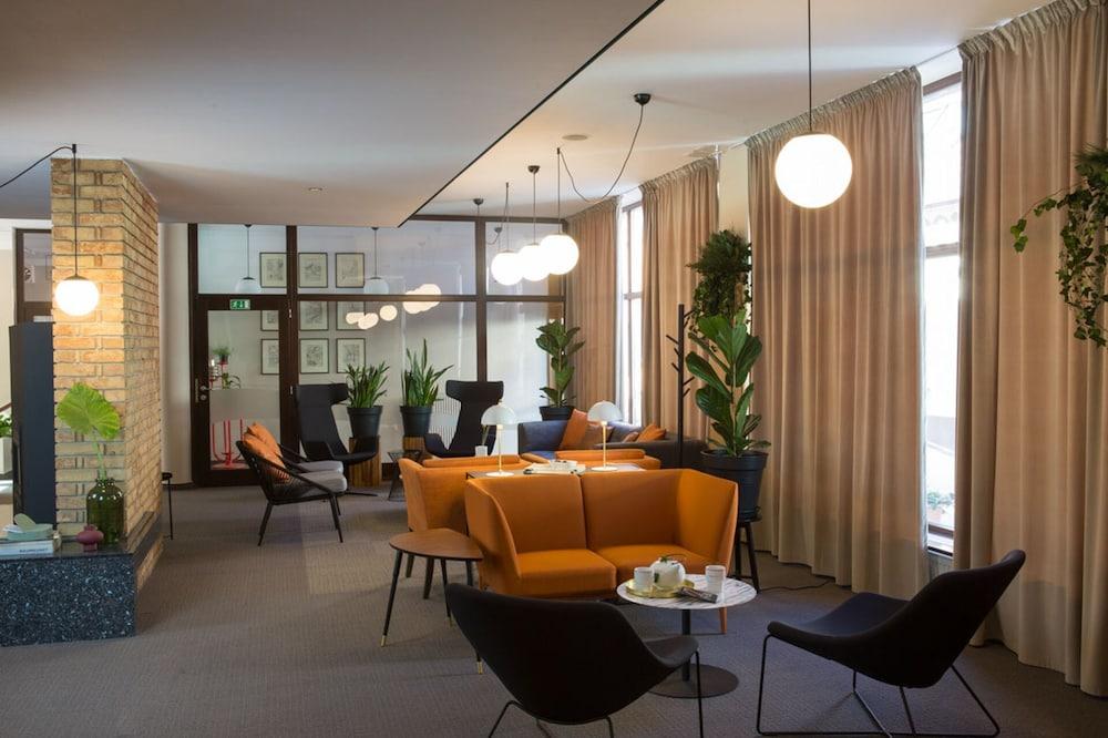 Boutique Bristol Hotel